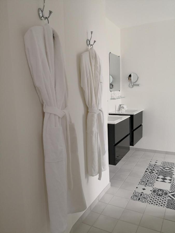 Chateau De Heaas Feas Ngoại thất bức ảnh
