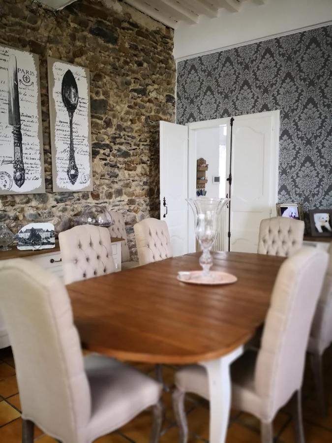 Chateau De Heaas Feas Ngoại thất bức ảnh